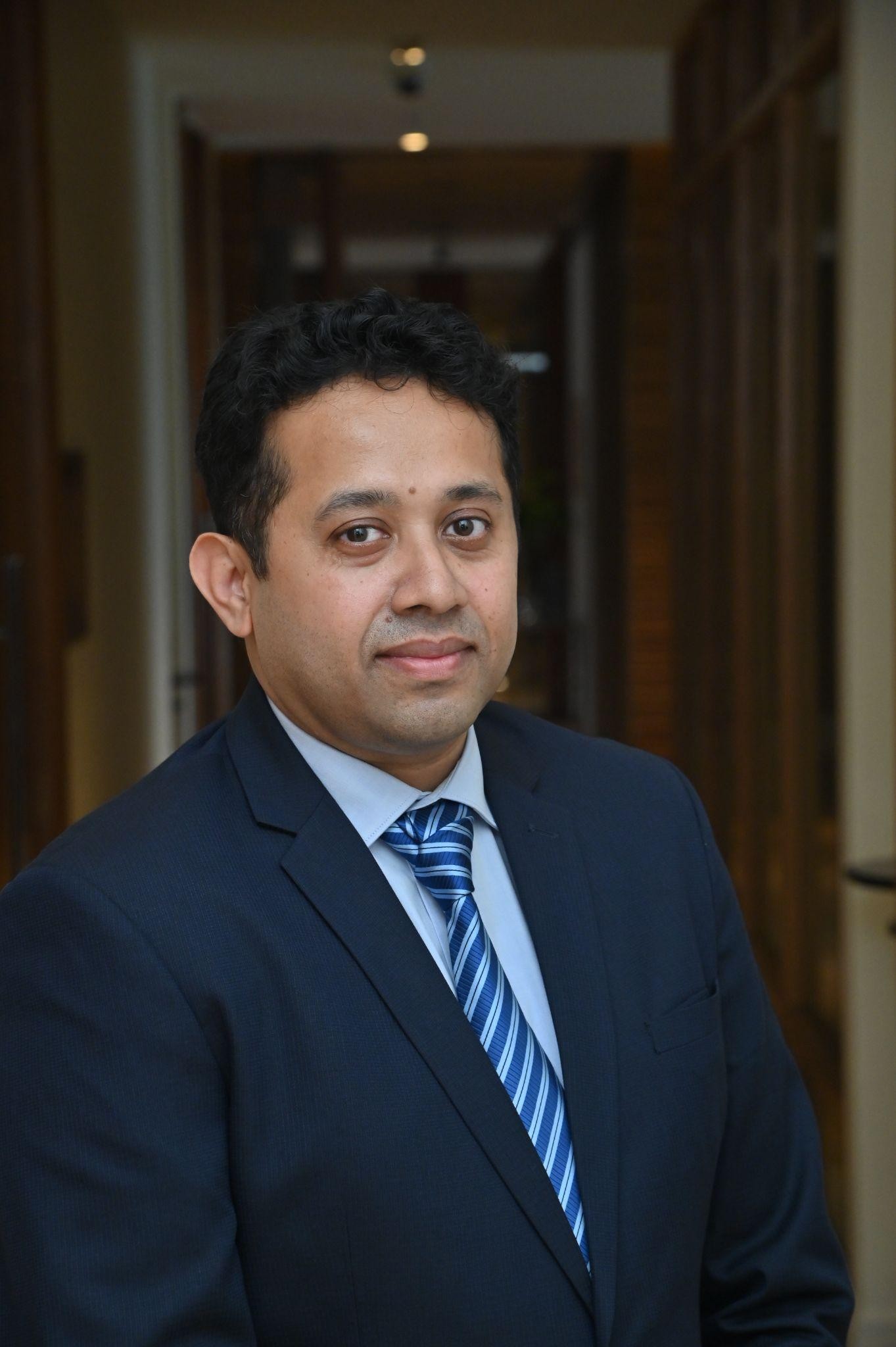 Mr Dhrubabrata Ghosh Dastidar